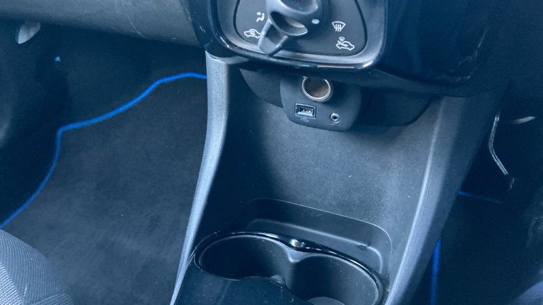 Toyota Aygo 1.0 VVT-i X-Cite 2 5dr Petrol Hatchback